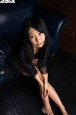 校花的奶又大又白又嫩视频